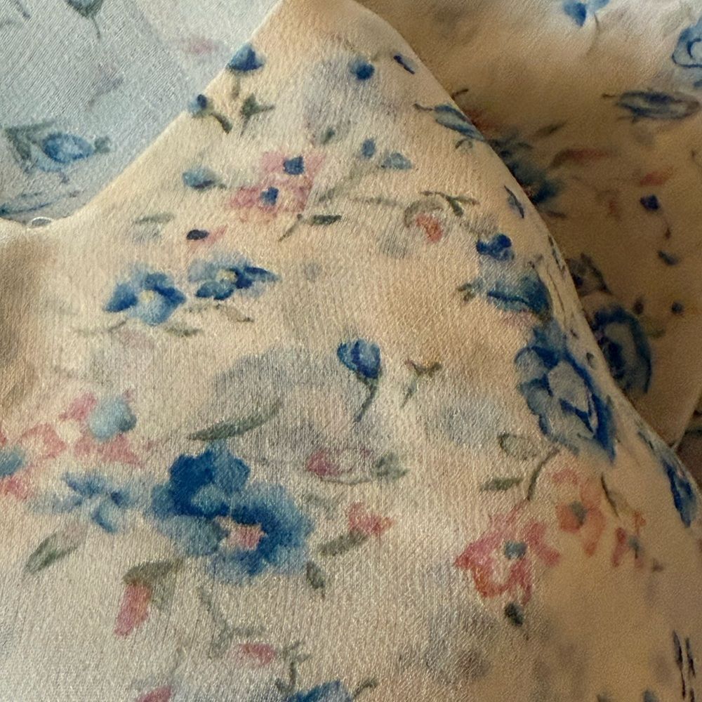 LoveShackFancy Woman’s Ivory Silk Hannah Dress Blue/Pink Floral Print. Size 8. - Picture 9 of 14
